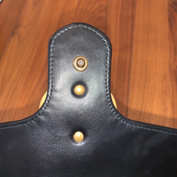 GUCCI  Calfskin Matelasse Small GG Marmont Shoulder Bag Black - Picture 4 of 10